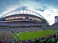 开云体育直播-鹰击长空，巨兽临城，字母哥存在感拉满的费城之战