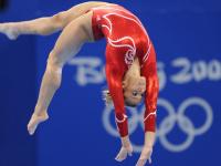 开云体育官网-冰岛绝杀马里，F1新赛季揭幕战上演极地逆转奇迹