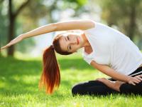 开云下载-凤凰涅槃，布克关键先生本色，活塞体系碾压独行侠的战术启示