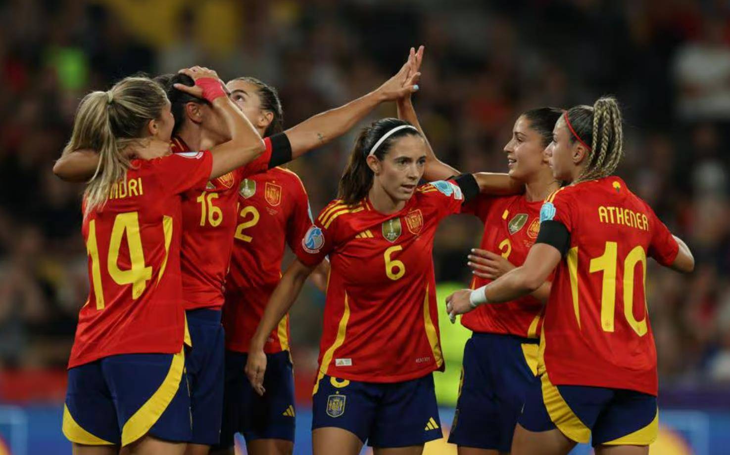 美国女足连胜西班牙队