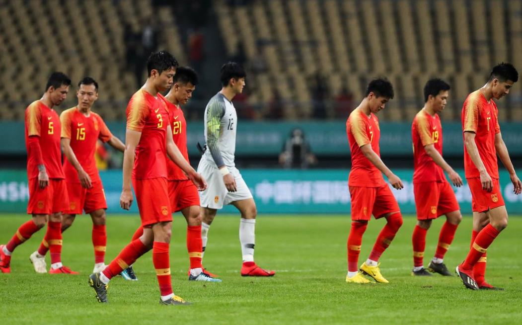 关于成都兴城球员面临激烈比拼，备战迎战的信息