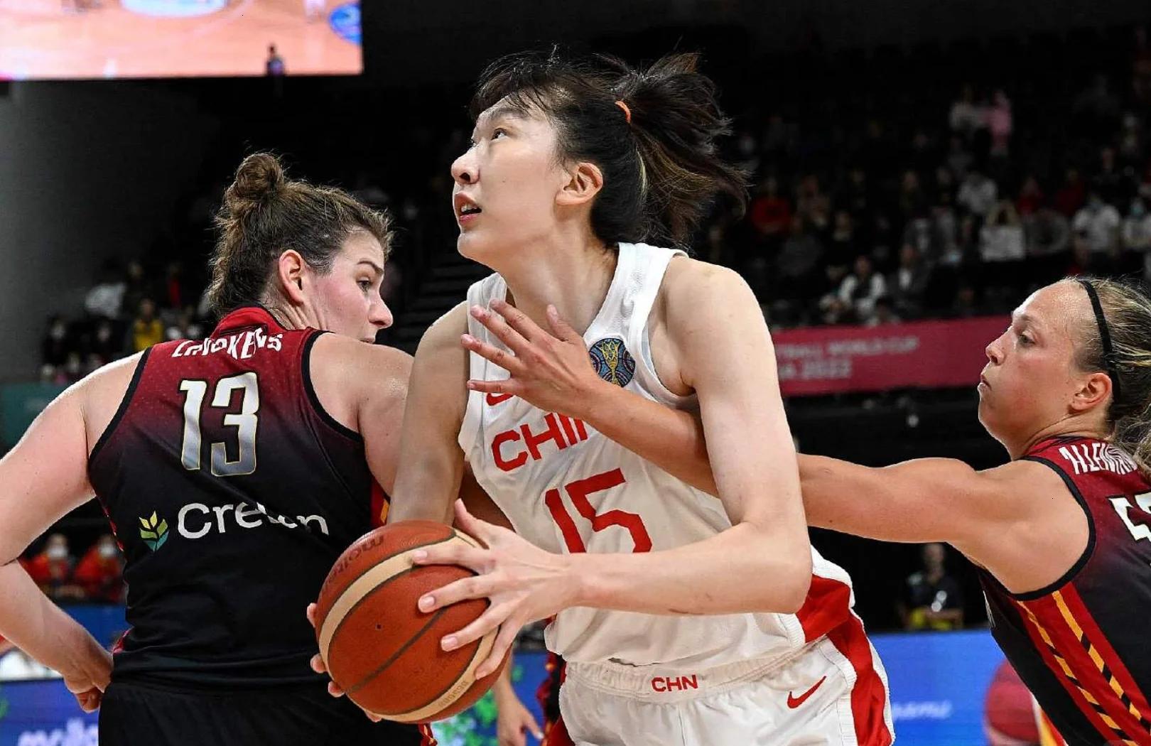 海南女篮凭借绝杀,反超比分取胜 海南女篮凭借绝杀,反超比分取胜