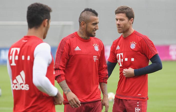 比达尔精妙传球,助攻瓜帅队胜出 比达尔精妙传球,助攻瓜帅队胜出