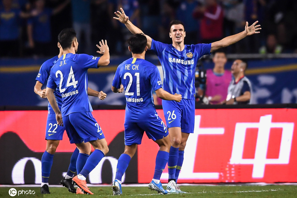 苏宁客场大胜申花,保持不败战绩 苏宁客场大胜申花,保持不败战绩