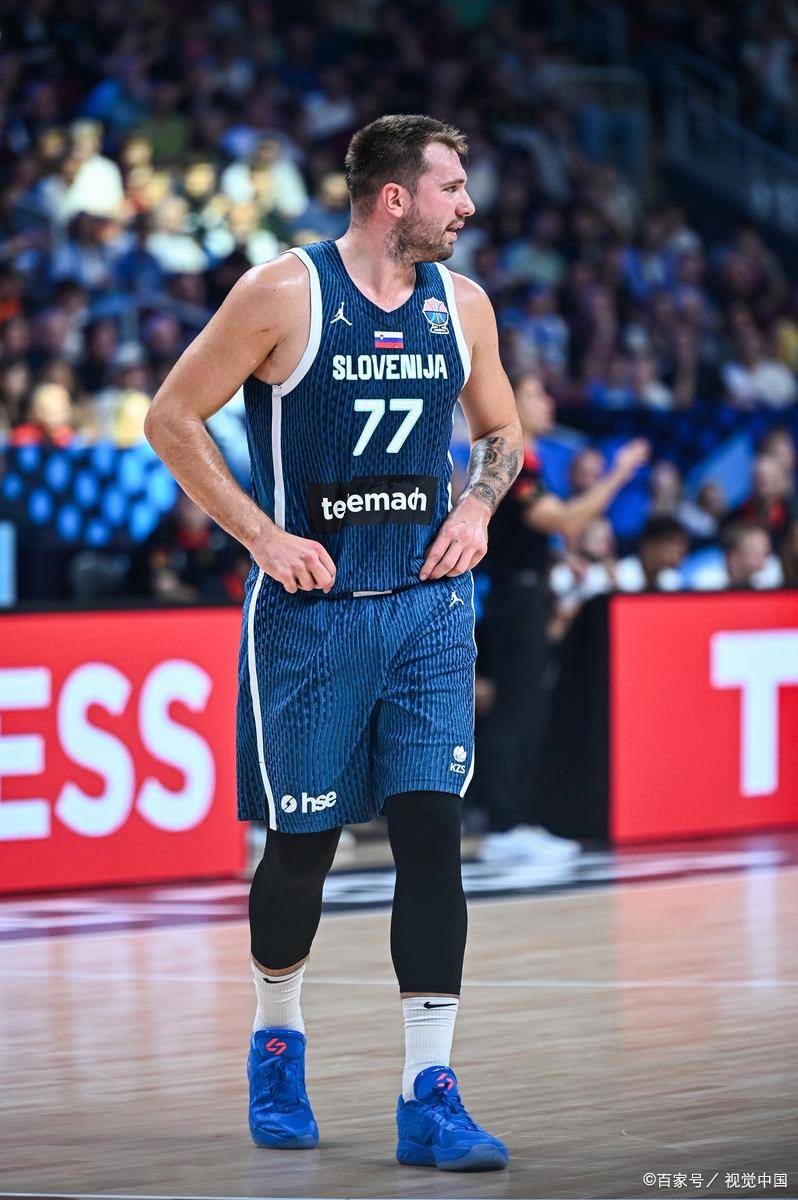 深圳队逆转雷霆，东契奇状态火热的简单介绍