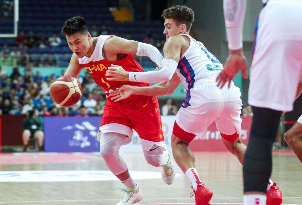 中国队险胜葡萄牙队，王皓状态火热