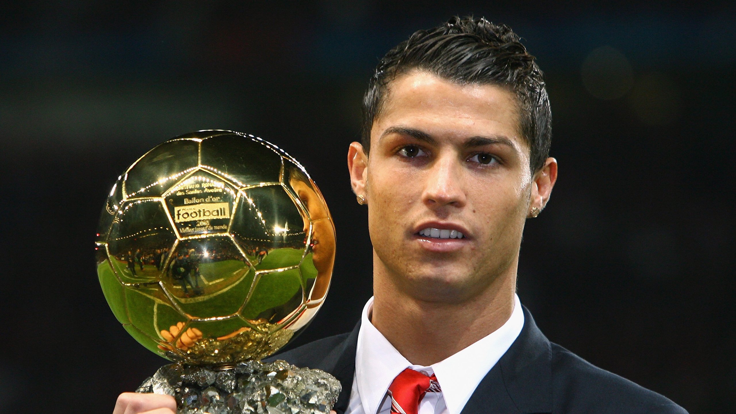 亚特兰大对阵玻利维亚，莫德里奇用实力证明，传奇无需依赖舞台大小